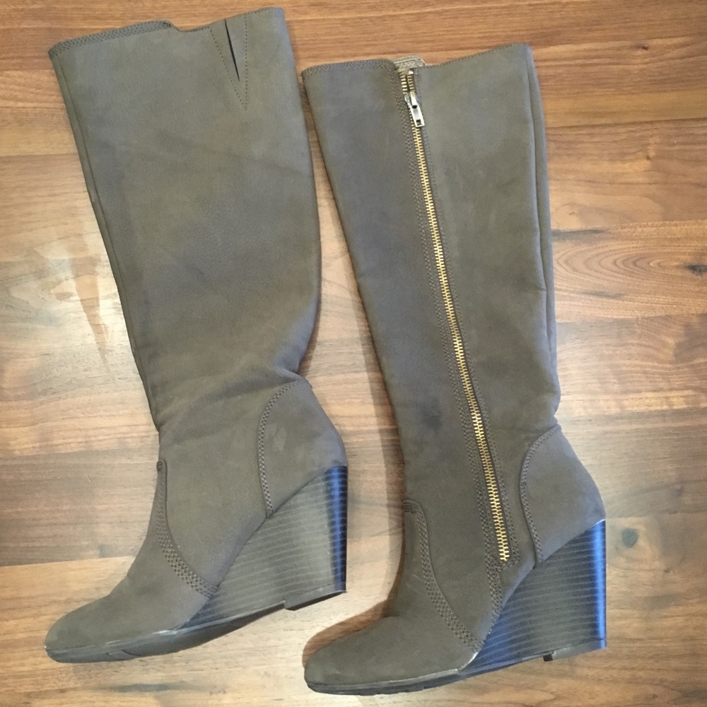 NWOT Fergalicious Wedge Boots